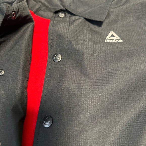 Rebbok Light Jacket, Boys size M(10-12) - Picture 4 of 4